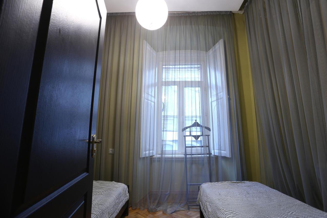 Your Home In The Centre Of Old Tbilissi Extérieur photo